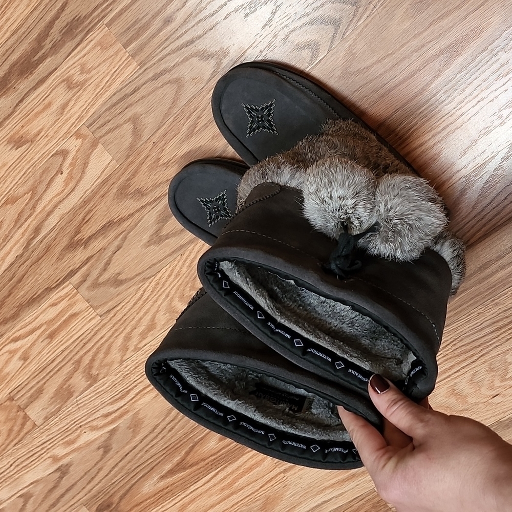 Manitobah mukluk boots